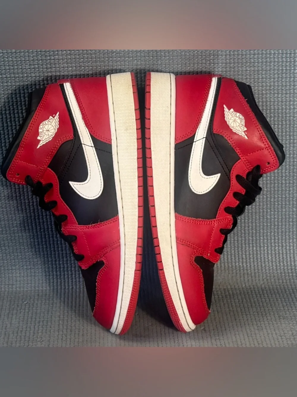 Nike Air Jordan 1 Retro High Gym Red White Shoes DQ8423-061 Sz 7Y Women’s Sz 8.5